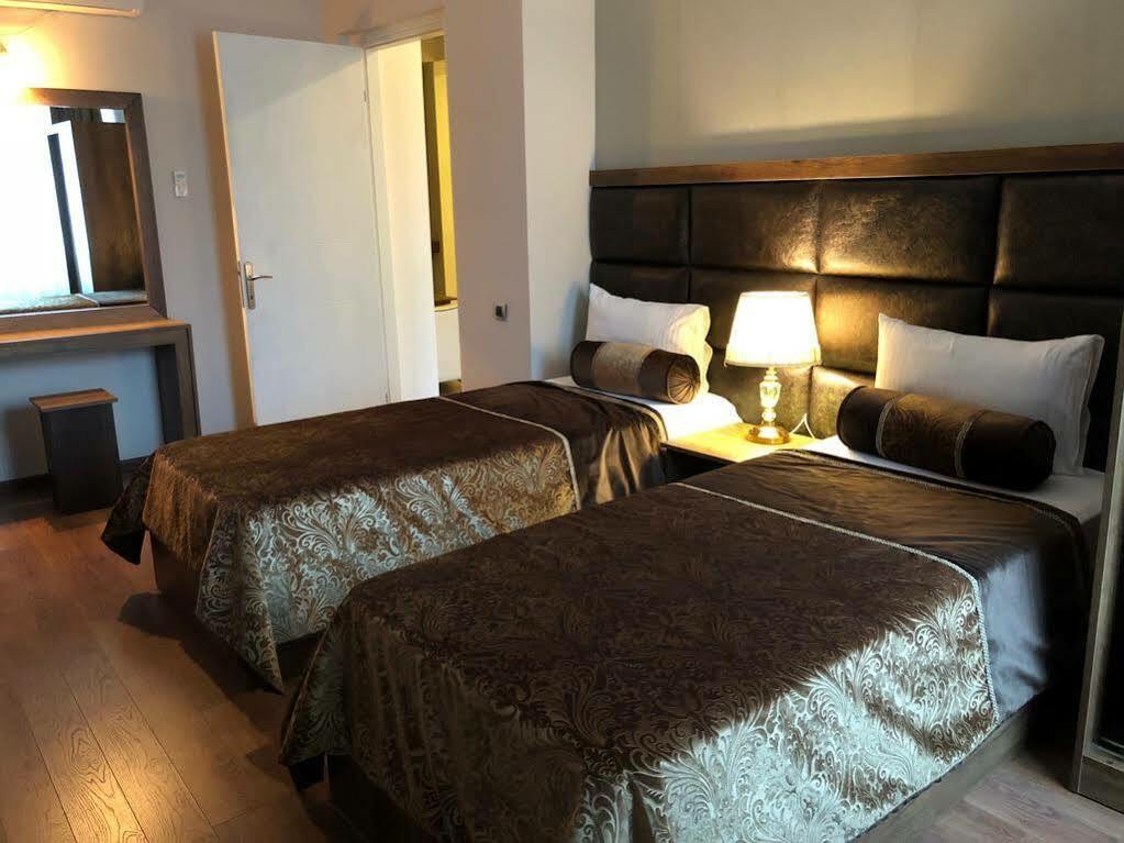 Green Queen Hotel Тбилиси Екстериор снимка