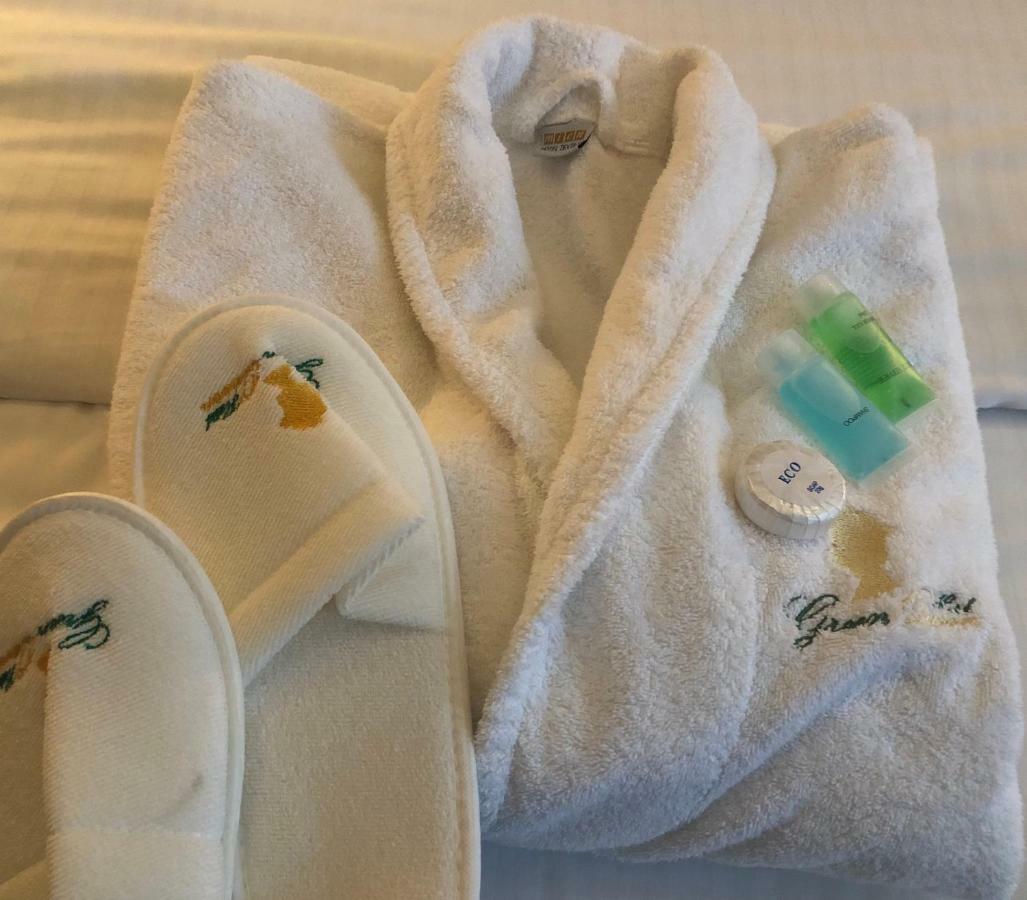 Green Queen Hotel Тбилиси Екстериор снимка