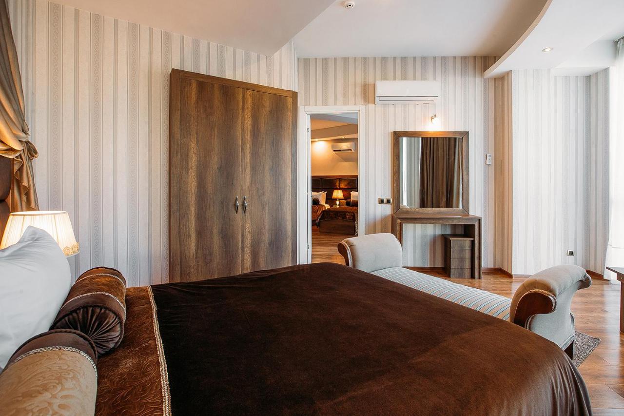 Green Queen Hotel Тбилиси Екстериор снимка
